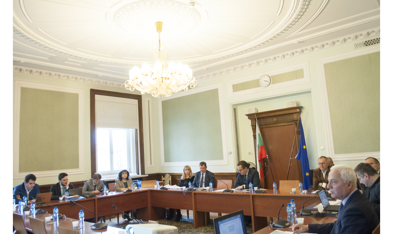 Галерия: Парламентарната подкомисия за контрол на публичните средства разгледа доклад на Сметната палата на първото си заседание на 1 март 2022 г.